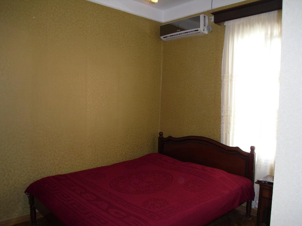 Suliko Guest House Batumi Exterior photo