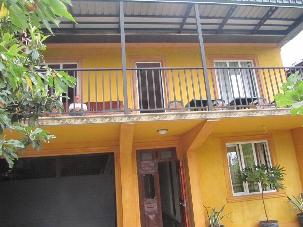 Suliko Guest House Batumi Exterior photo