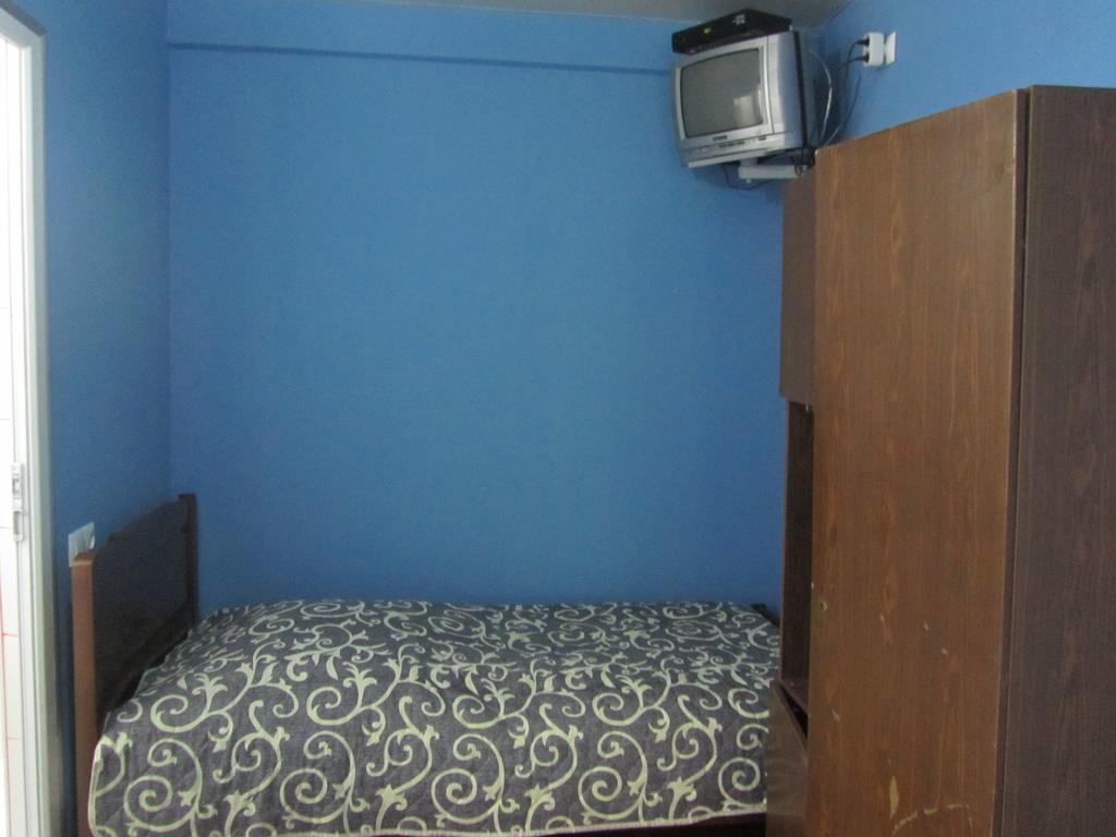 Suliko Guest House Batumi Room photo